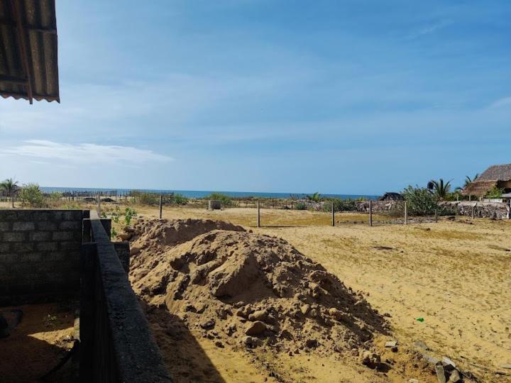 Golden Rich Hotel Arugam Bay Luaran gambar