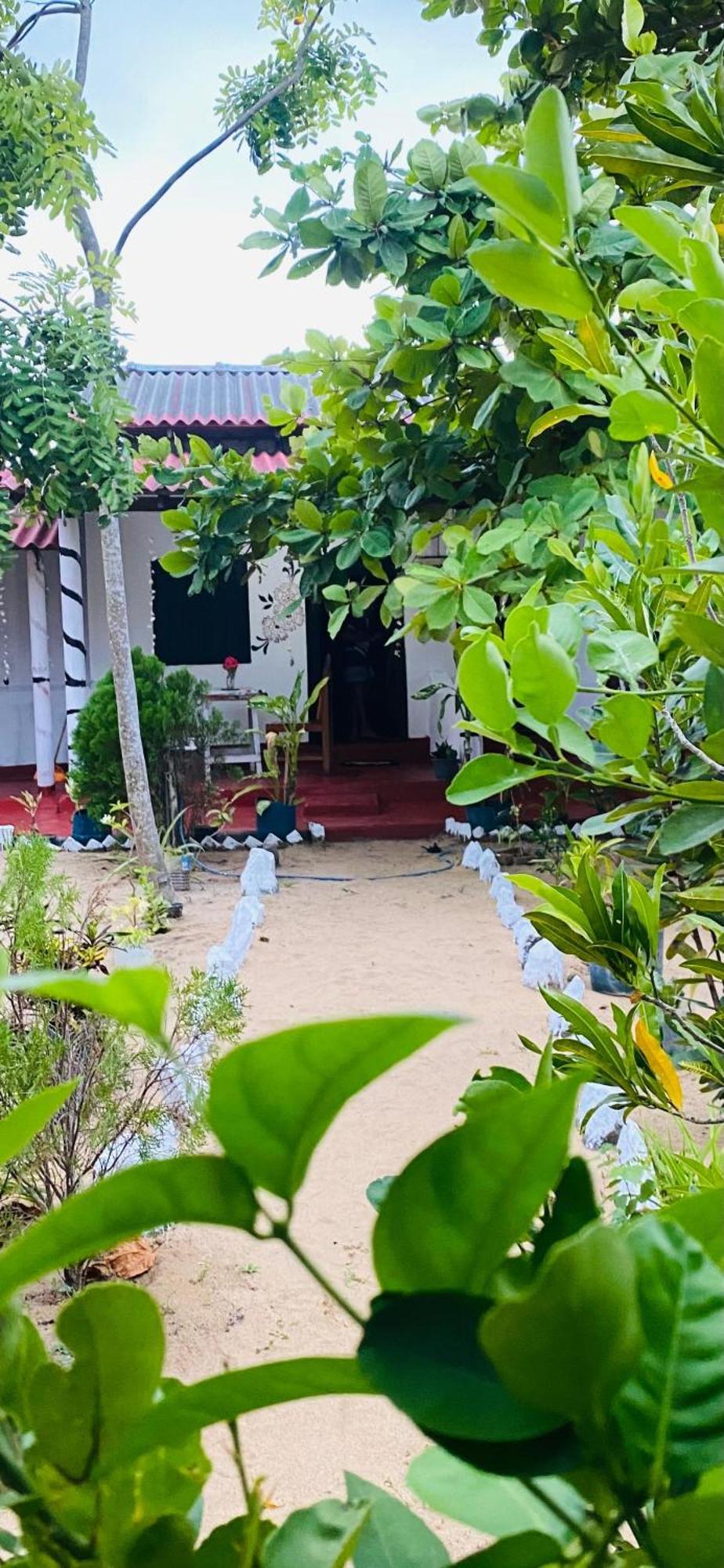 Golden Rich Hotel Arugam Bay Luaran gambar